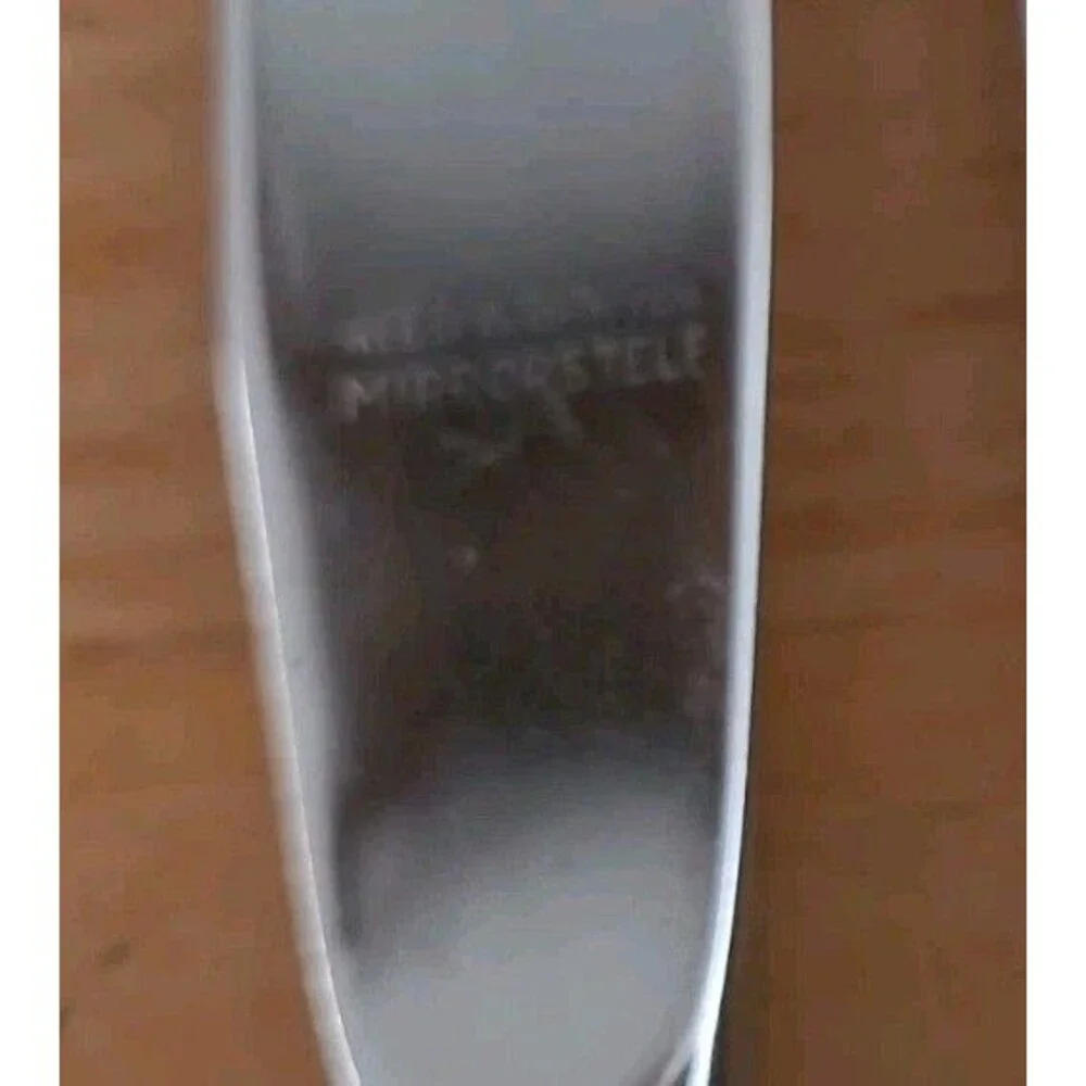 Reed & Barton COLONIAL SHELL Stainless Glossy Dinner Knives Flatware Lot Of 6